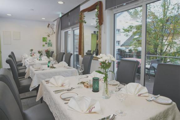 Wild- Kräuter-Restaurant "Steffelberg" - Vulkanhotel in der Eifel
